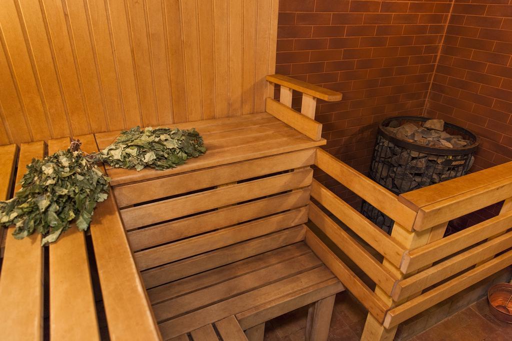 U Fontana Hotel Минск Екстериор снимка