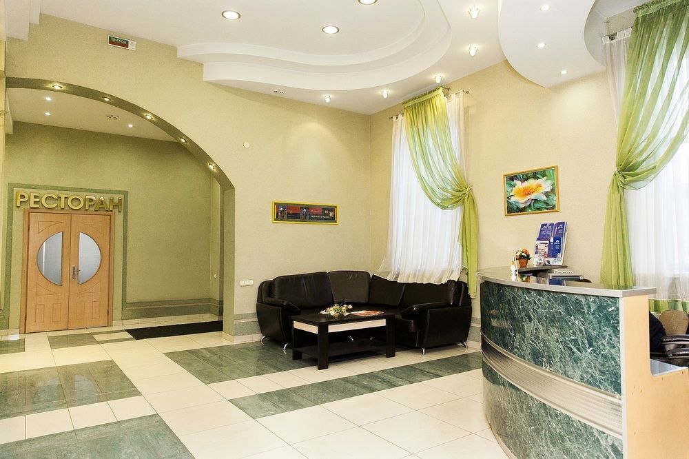 U Fontana Hotel Минск Екстериор снимка
