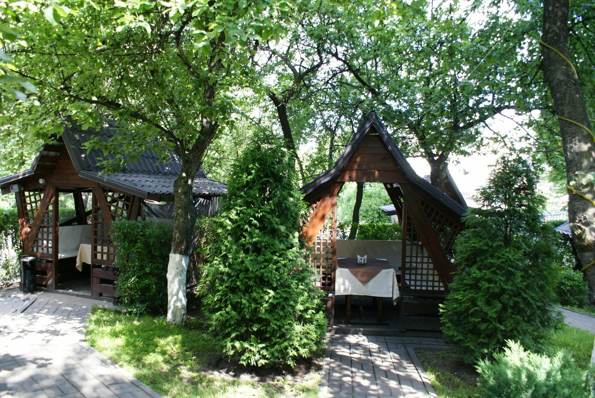 U Fontana Hotel Минск Екстериор снимка