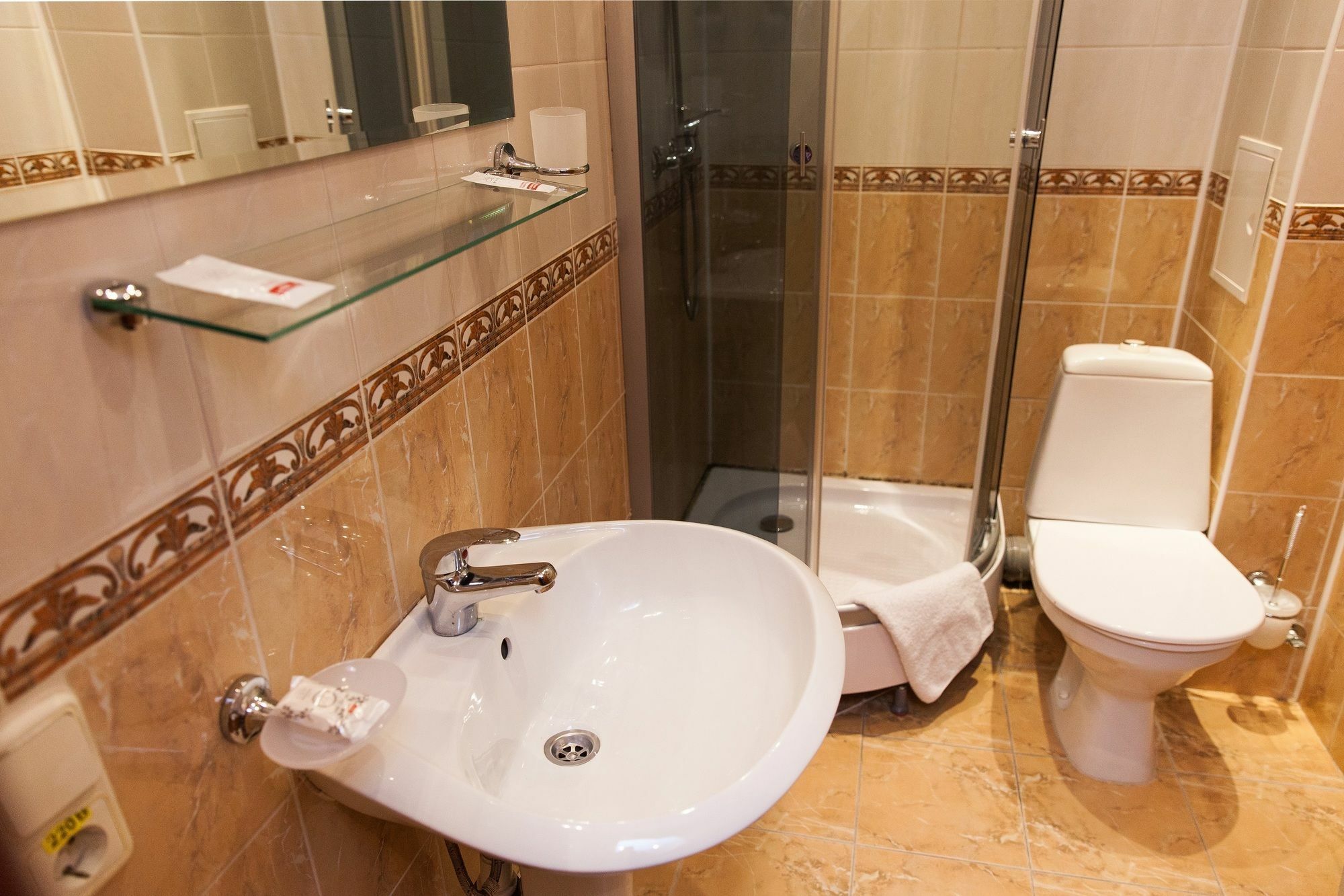 U Fontana Hotel Минск Екстериор снимка